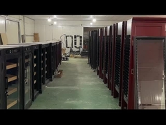 ロック可能なデジタルLEDライト セダー棚 電動葉巻冷蔵庫 ハウミドールキャビネット